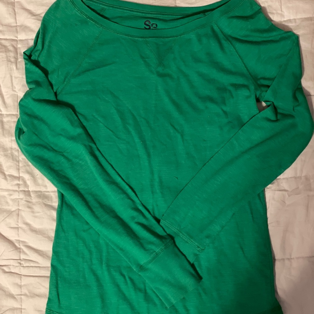 long sleeve green t-shirt